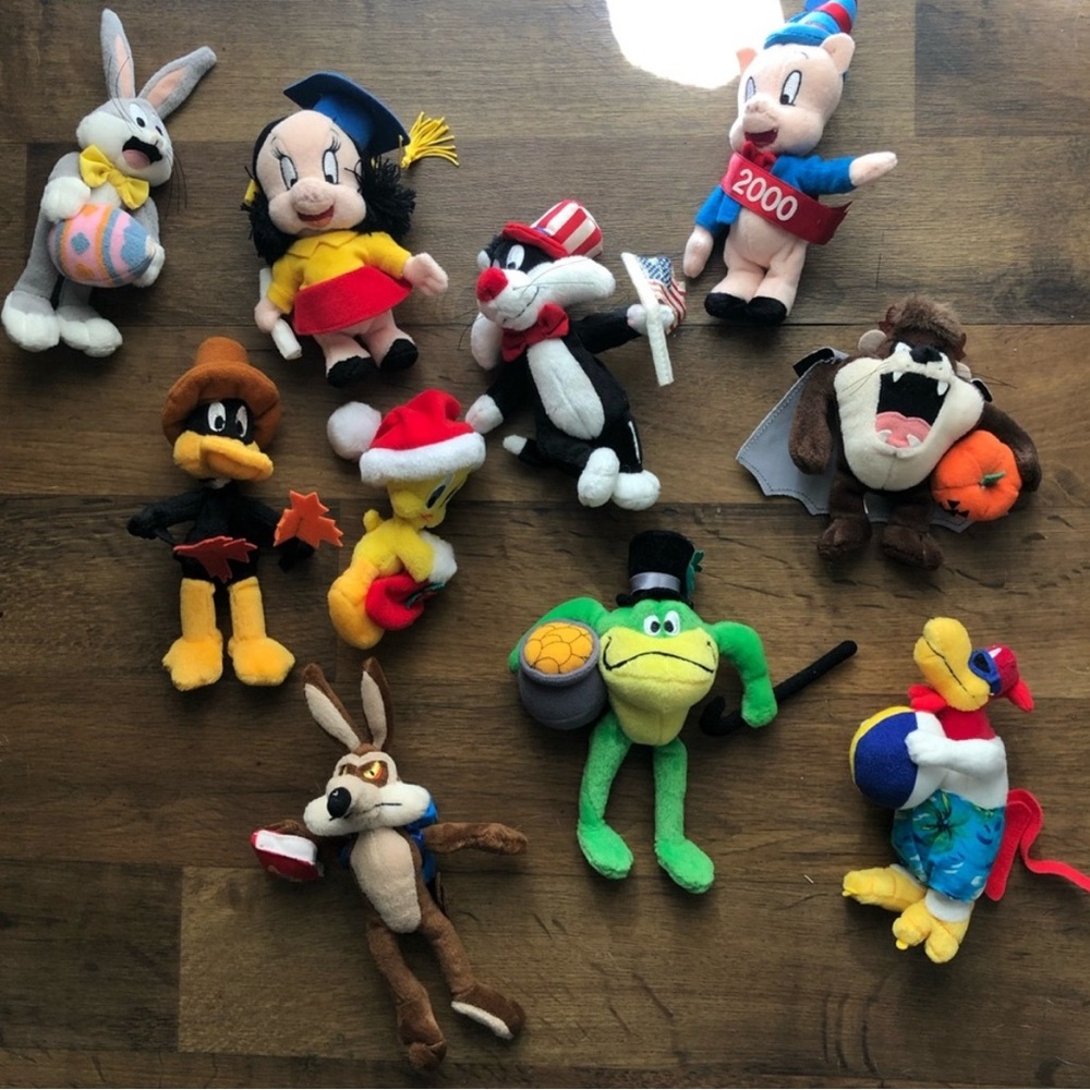 2000 Looney Tunes Plushes